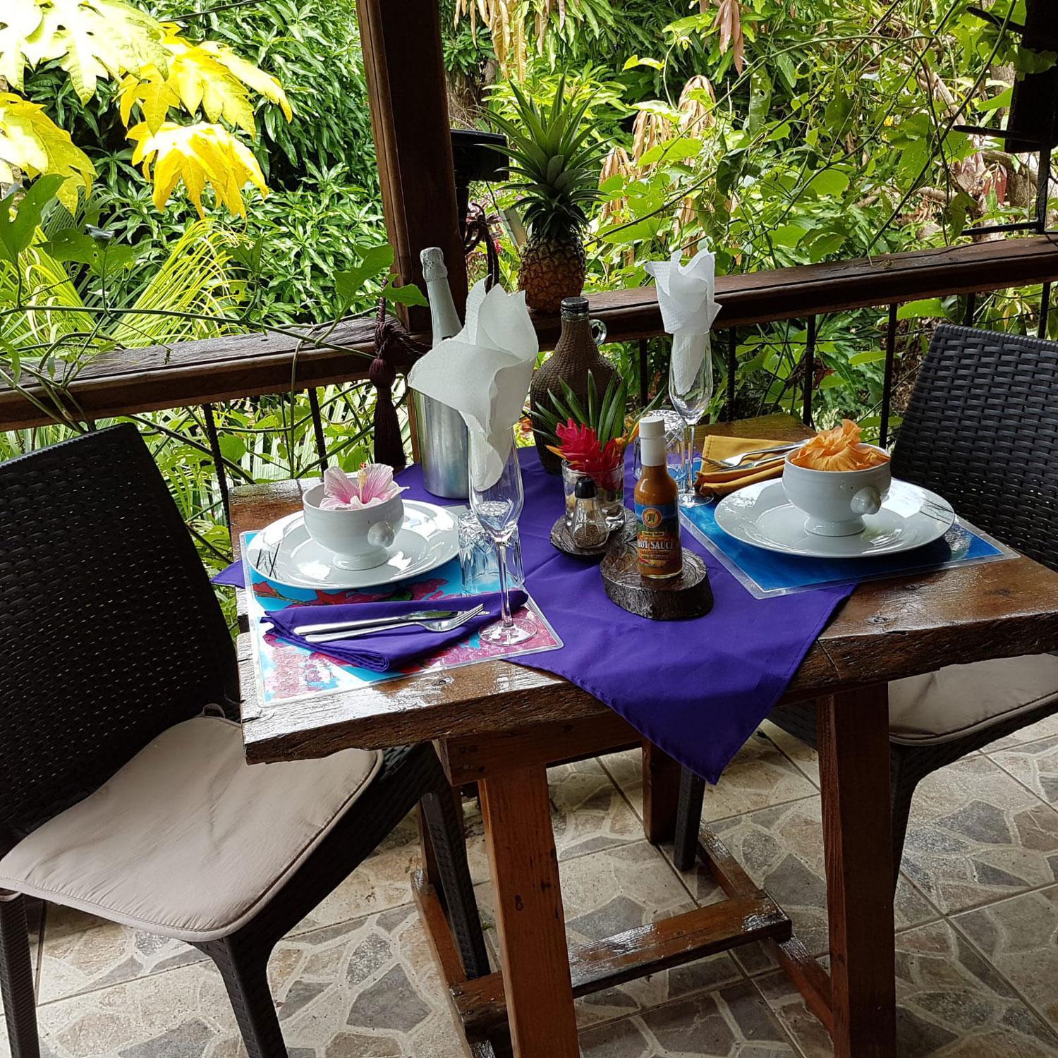 Hibiscus Valley Inn Marigot Exterior foto